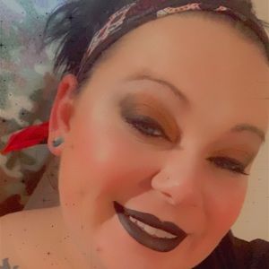 Meet your Posher, Katherine